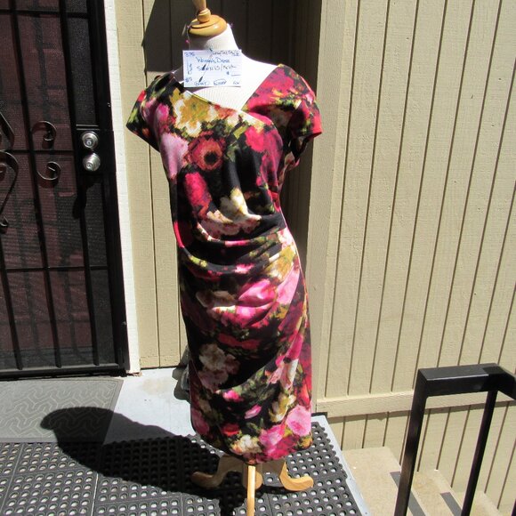 #375  NEW FLORAL PIXEL PRINT DRESS BY LONG AND TALL SALLY  (SIZE 14US / 18UK) - Picture 1 of 4